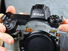 Nikon Z7 разобрали на части