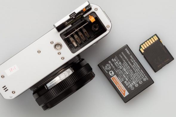 Fujifilm X E4 battery