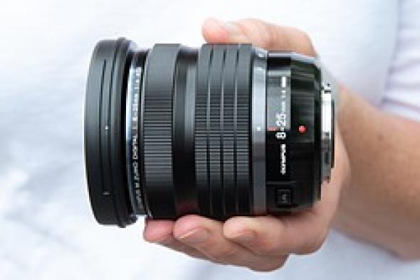 olympus 8 25mm f4 pro 01