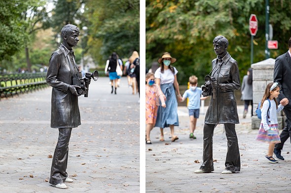 diane arbus statue duo