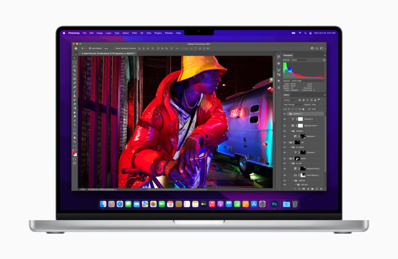 Apple MacBook Pro 16 inch Photoshop