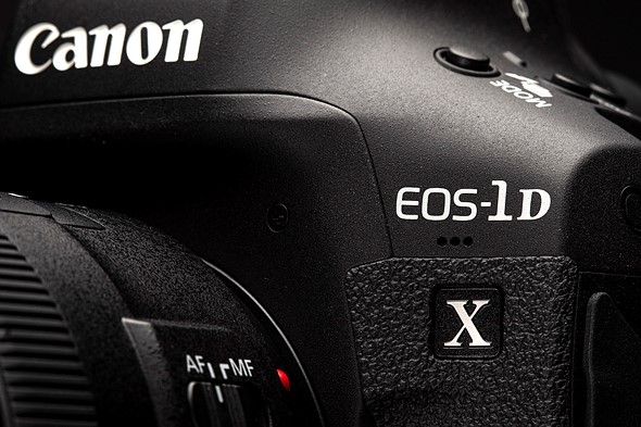 EOS-1D X Mark III